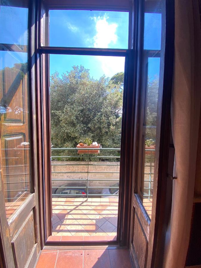 Ferienwohnung Casa Chiara, Roof Terrace, 100M To The Historical Center Lecce Exterior foto