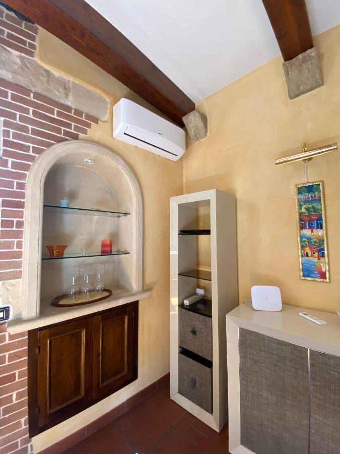 Ferienwohnung Casa Chiara, Roof Terrace, 100M To The Historical Center Lecce Exterior foto