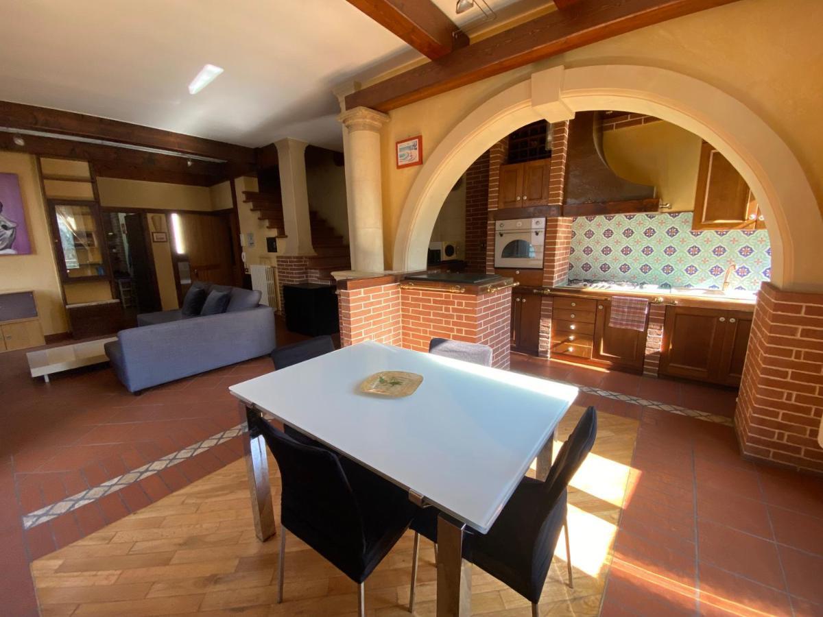 Ferienwohnung Casa Chiara, Roof Terrace, 100M To The Historical Center Lecce Exterior foto
