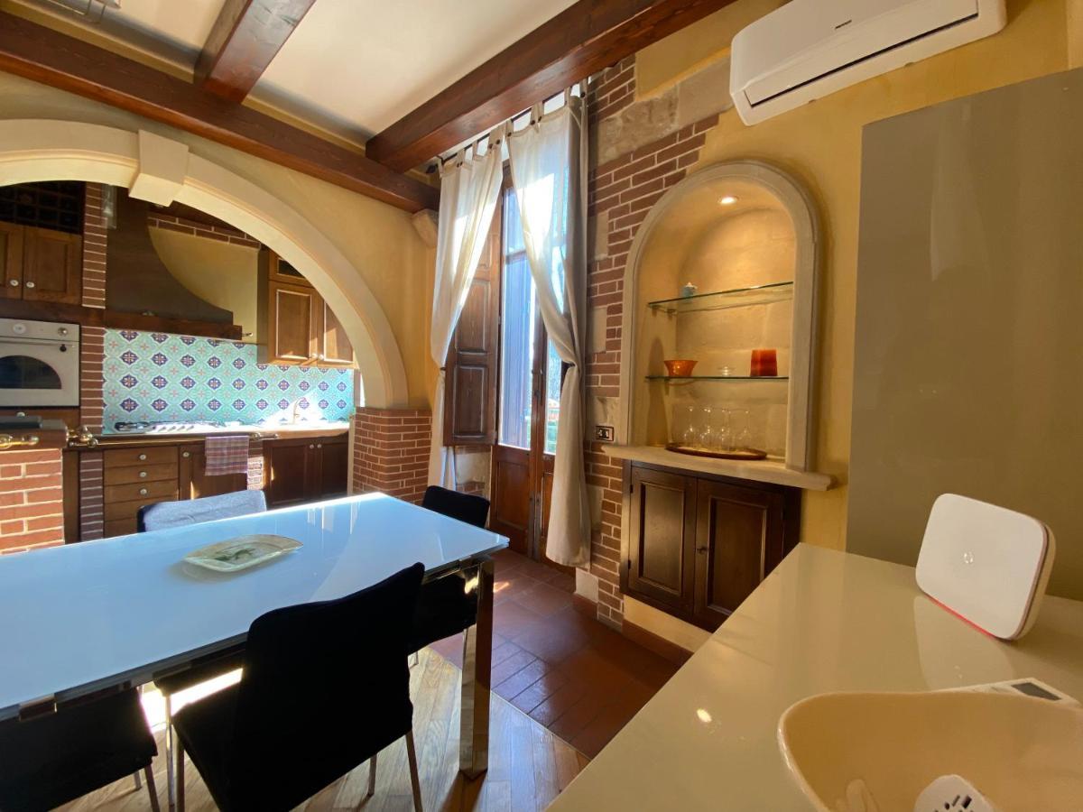 Ferienwohnung Casa Chiara, Roof Terrace, 100M To The Historical Center Lecce Exterior foto